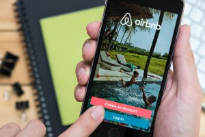 Beneficios de rentar un airbnb vs. habitación de hotel